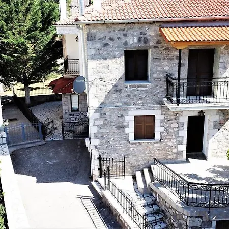 Stonehouse Dome Lagadia بيت للعطل