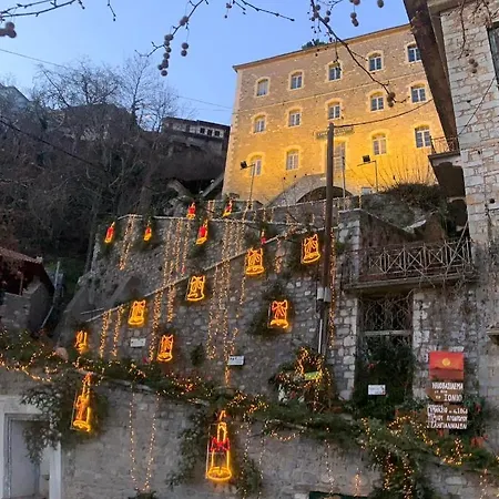 Stonehouse Dome Lagadia