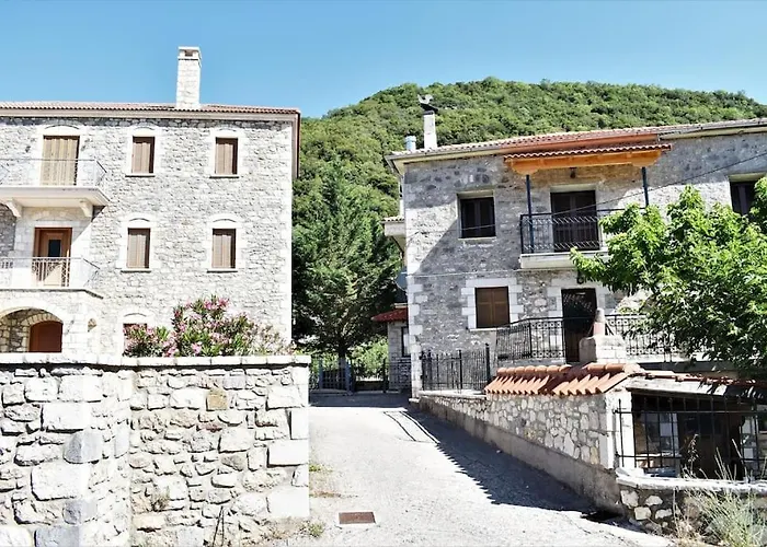 Feriehus Stonehouse Dome Lagadia *