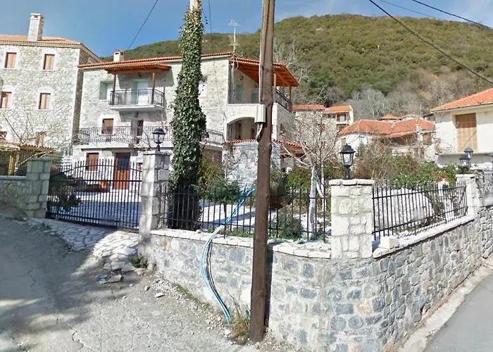 Holiday home Stonehouse Dome Lagadia