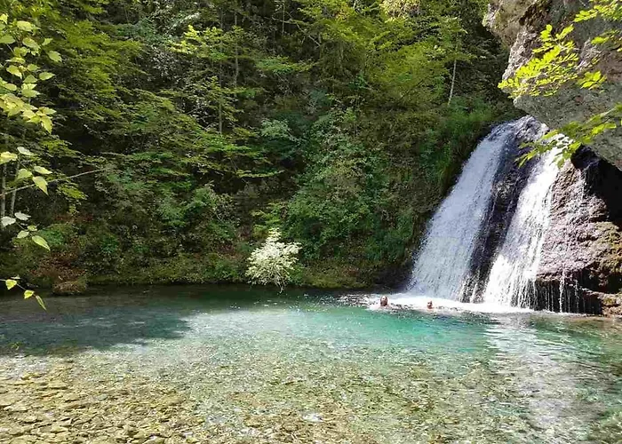 Stonehouse Dome Lagadia Feriehus Lagkadia
