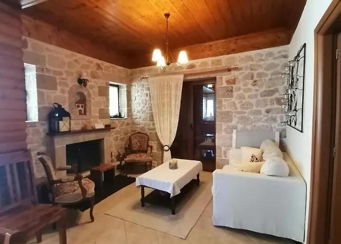 Stonehouse Dome Lagadia *